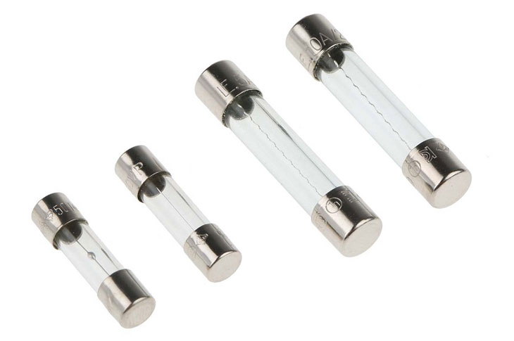 فیوز شیشهای